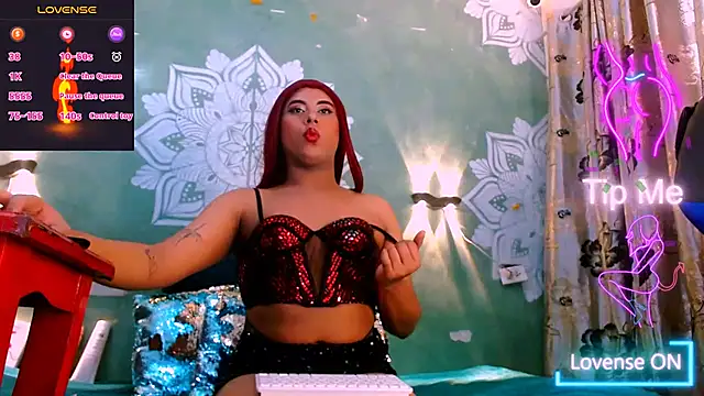 Emili Roux online show from 25, 2, 2025