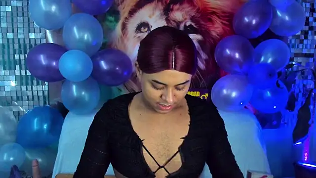 Emili Roux online show from 11, 2, 2026