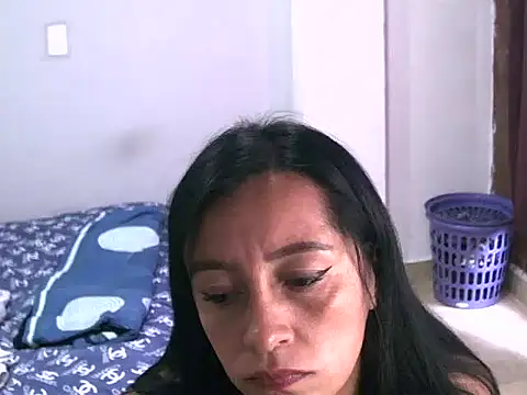 hailey85 online show from 28, 1, 2025