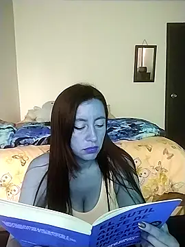 hailey85 online show from 25, 2, 2025