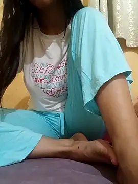 Snapshot of yasima-39 chatting on 6, 10, 2025 yasima-39 online show from 6, 10, 2025