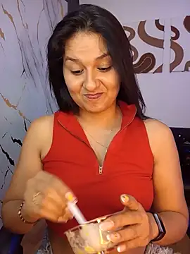 elena jonees online show from 20, 5, 2026