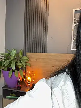 Valery Evaans online show from 15, 5, 2026