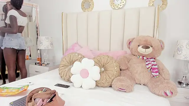 evangelin ts online show from 15, 12, 2025