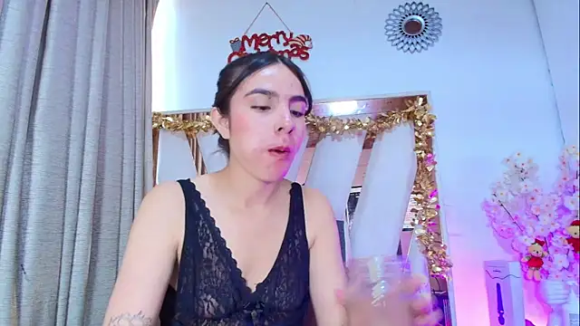 dafne queenn online show from 19, 12, 2025