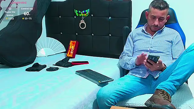 Yeol King online show from 5, 11, 2025