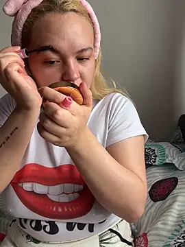 Naiara Sex  online show from 13, 4, 2026