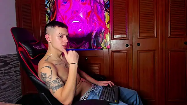 Dimitri higth420 online show from 8, 3, 2025
