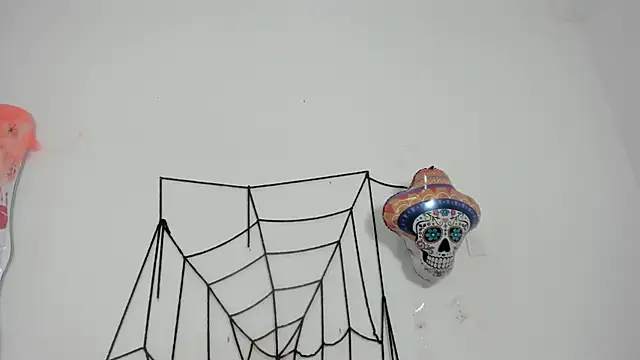 zoee lovv online show from 18, 10, 2025