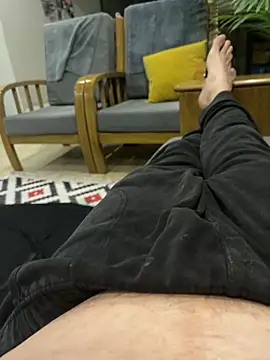 gentleman knight007 online show from 1, 3, 2025