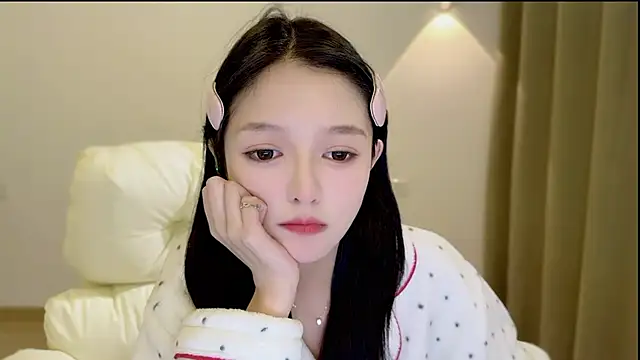 xiaodaibabyy online show from 29, 10, 2025