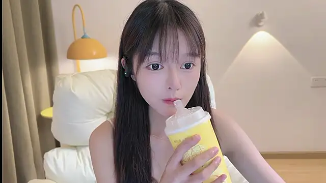 xiaodaibabyy online show from 10, 9, 2025