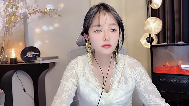 xiaodaibabyy online show from 11, 1, 2025