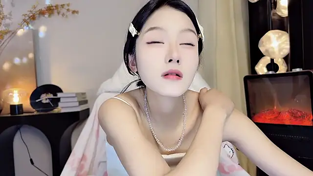 xiaodaibabyy online show from 2, 3, 2025