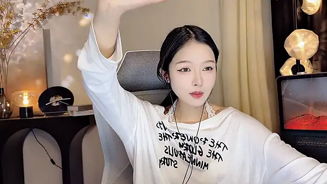 xiaodaibabyy online show from 10, 2, 2025