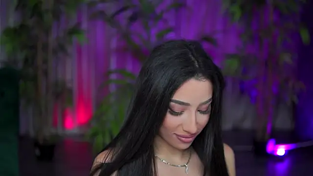 GinaValentinna online show from 28, 10, 2025