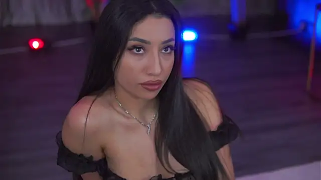 GinaValentinna online show from 15, 9, 2025