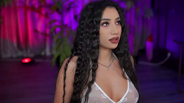 GinaValentinna online show from 25, 9, 2025