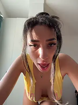 GinaValentinna online show from 6, 4, 2026