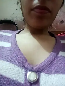 Snapshot of InLero chatting on 18, 2, 2025 InLero online show from 18, 2, 2025