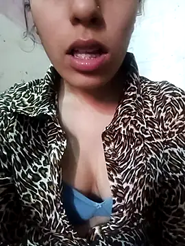 Snapshot of InLero chatting on 12, 3, 2025 InLero online show from 12, 3, 2025