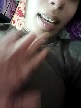 Snapshot of InLero chatting on 19, 12, 2024 InLero online show from 19, 12, 2024