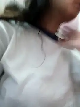 Snapshot of InLero chatting on 10, 3, 2025 InLero online show from 10, 3, 2025