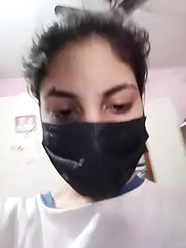 Snapshot of InLero chatting on 11, 3, 2025 InLero online show from 11, 3, 2025