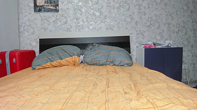 Snapshot of Baiambel_Mi chatting on 22, 10, 2025 Baiambel Mi online show from 22, 10, 2025