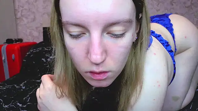 Snapshot of Baiambel_Mi chatting on 21, 11, 2025 Baiambel Mi online show from 21, 11, 2025