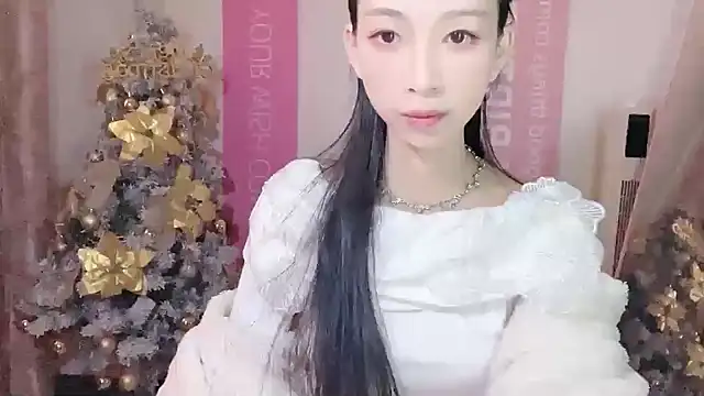 Snapshot of Lili-2 chatting on 22, 12, 2024 Lili-2 online show from 22, 12, 2024