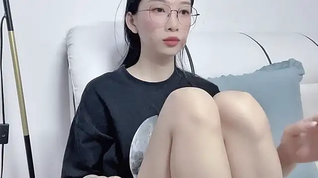 Lili-2 online show from 22, 4, 2026