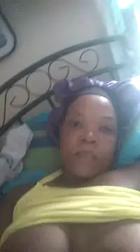 Snapshot of Feathergal69_ chatting on 18, 12, 2024 Feathergal69 online show from 18, 12, 2024