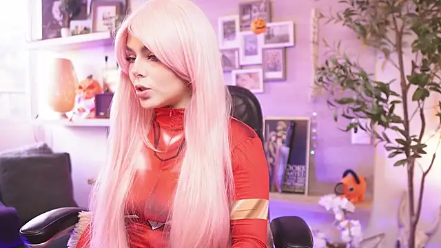 Snapshot of Dear_Morgan chatting on 29, 10, 2025 Dear Morgan online show from 29, 10, 2025