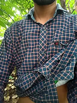 Snapshot of Piyush_2024 chatting on 26, 10, 2025 Piyush 2024 online show from 26, 10, 2025