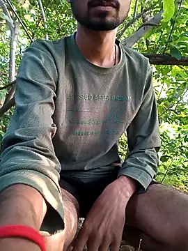 Snapshot of Piyush_2024 chatting on 12, 10, 2025 Piyush 2024 online show from 12, 10, 2025