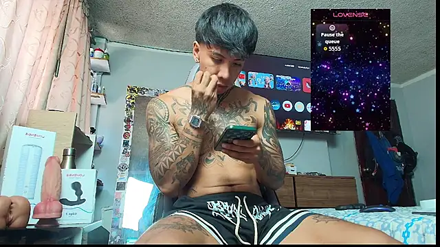 Nickhot0609 online show from 11, 1, 2026