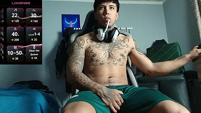 Nickhot0609 online show from 27, 4, 2026