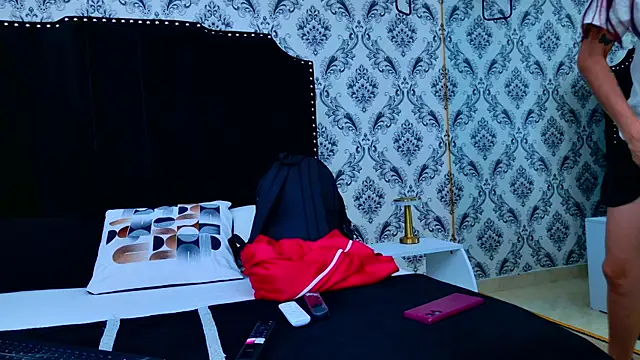 Derieri D online show from 1, 3, 2026