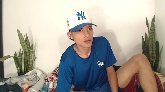 Edward Milleer online show from 6, 10, 2025