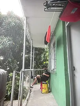 Jestebanano online show from 9, 4, 2026