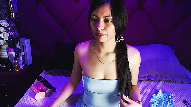 Snapshot of Mia_Bonnie_ chatting on 18, 1, 2025 Mia Bonnie online show from 18, 1, 2025