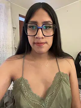 AleFantasy0001 online show from 2, 2, 2026