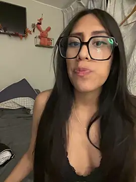 AleFantasy0001 online show from 4, 11, 2025