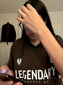 AleFantasy0001 online show from 2, 10, 2025
