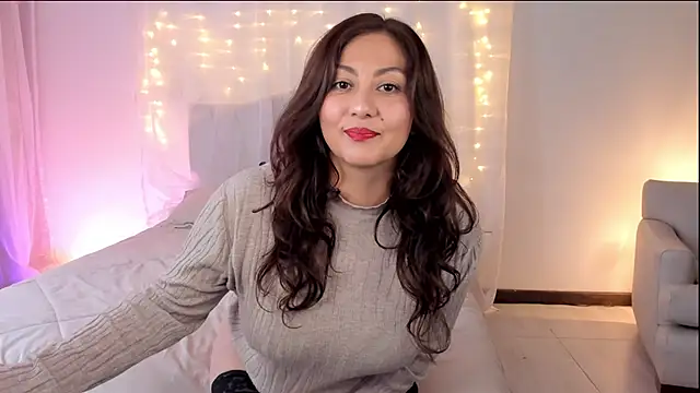 Snapshot of karla_paradise_ chatting on 16, 12, 2024 karla paradise  online show from 16, 12, 2024