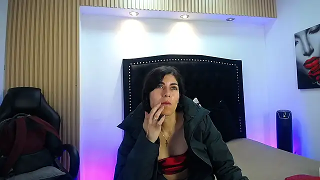 Melodi Roux online show from 19, 4, 2026