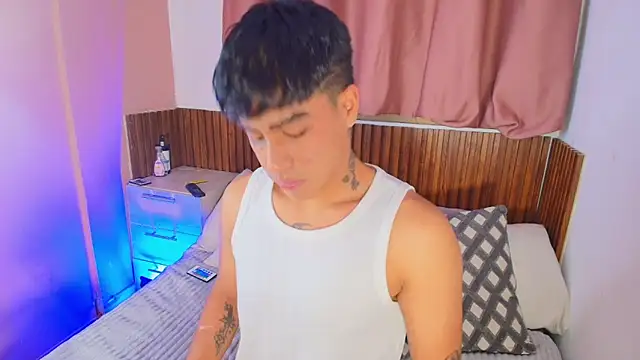 kiing azahell online show from 7, 2, 2026