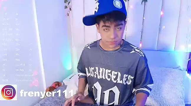 Snapshot of kiing_azahell chatting on 26, 1, 2025 kiing azahell online show from 26, 1, 2025
