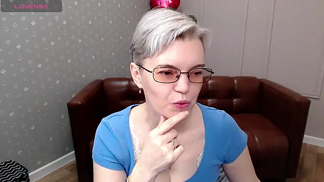 Snapshot of Cutie_Erikaa1 chatting on 28, 4, 2026 Cutie Erikaa1 online show from 28, 4, 2026